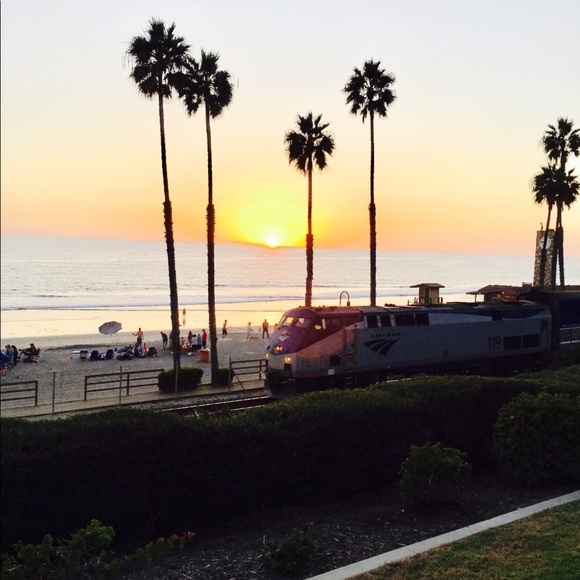 Meet your Posher, Cindy - Picture 6 of 8